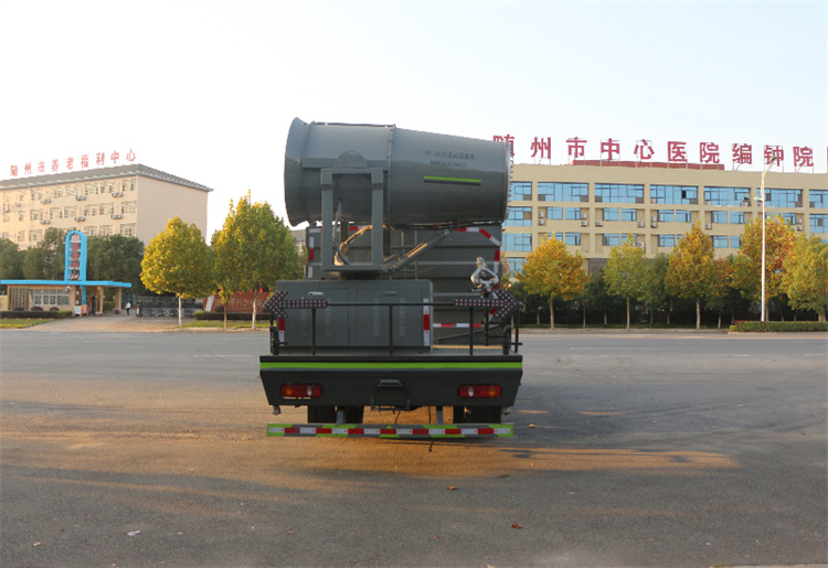 东风天锦15吨洒水车与东风天锦15方多功能抑尘车有什么区别？